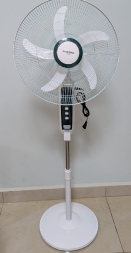VENTILATEUR SOLAIRE 18 INCH MARQUE AKKO 18 INCH