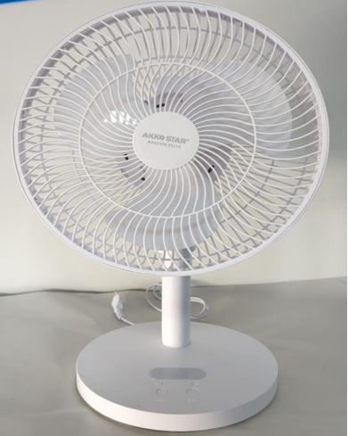 VENTILATEUR A TABLE RECHARGEABLE MARQUE AKKO 12 INCH