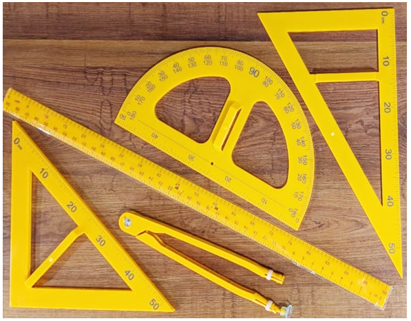 REGLE RAPPORTEUR EQUERRE COMPAS RAPPORTEUR PLASTQIUE ENSEMBLE POUR TABLEAU D'ECOLE 1METER